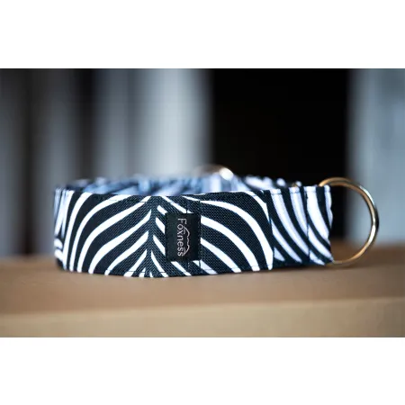 Obroża wodoodporna dla psa Zebra Bloom 4 cm - bardzo lekka, łatwa w pielęgnacji, idealna na spacer w każdą pogodę